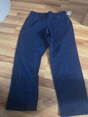 Women’s Dark Blue Straight-Leg Jeans